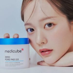 Zero Pore Pad 2.0 - 70 Exfoliating AHA BHA Pads - Medicube