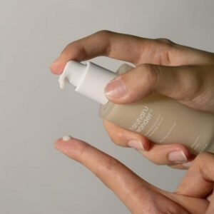 Black Rice Hyaluronic Anti-Wrinkle Serum 1.7oz - Haruharu Wonder