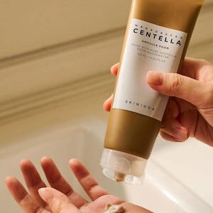 Madagascar Centella Ampoule Foam - pH 5 Gentle Cleanser - SKIN1004
